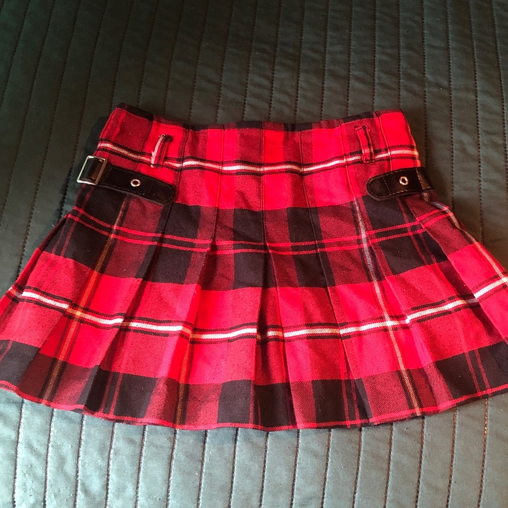 Pleated Plaid Mini Skirt (with shorts) Girls size 6